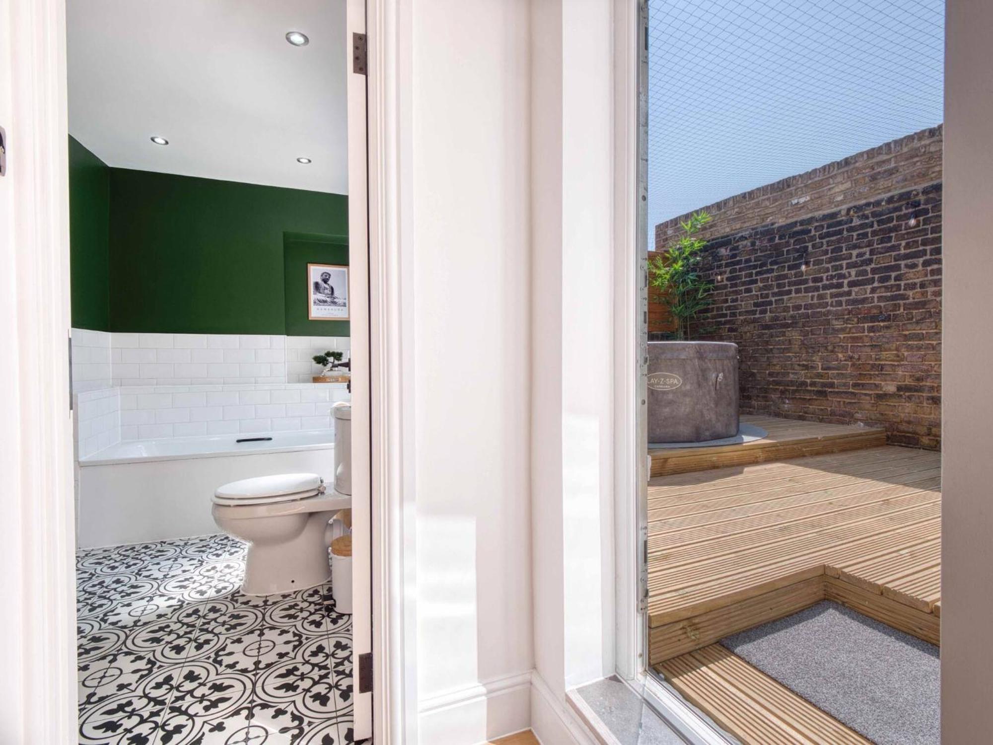 Putney High St - Hot Tub, Rooftop & Cinema * Londres